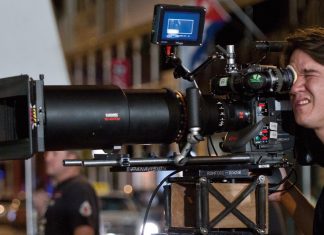 Daniel Espinosa de “Vida” pode dirigir “Liga da Justiça Sombria”