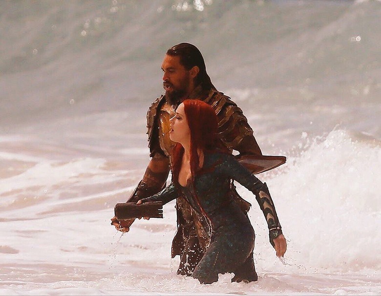 Veja Amber Heard E Jason Momoa Em Fotos Dos Bastidores De Aquaman Cine Mundo