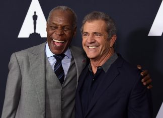 Mel Gibson e Danny Glover devem retornar para ‘Máquina Mortífera 5’