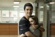 “A Menina Que Matou Os Pais” e “O Menino Que Matou Os Pais” são adiados pela Galeria Distribuidora e a Santa Rita Filmes