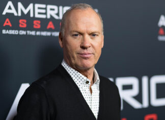 Michael Keaton negocia papel de “Batman” de futuro alternativo em “The Flash”