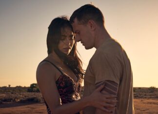 Melissa Barrera em seu novo musical “Carmen”, veja o trailer